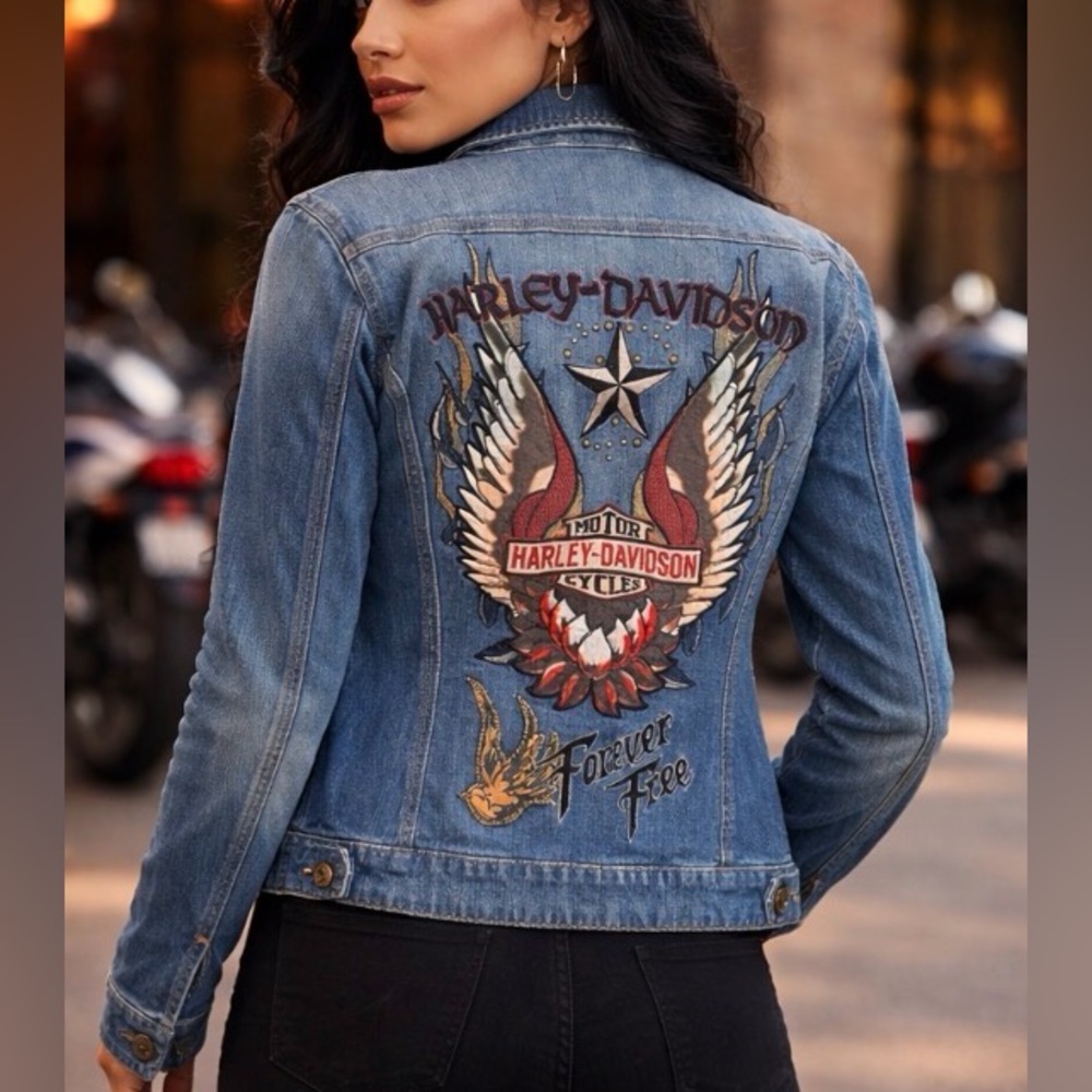 Harley-Davidson Vintage Denim Embroidered Jacket Womens Size L Eagle Studded